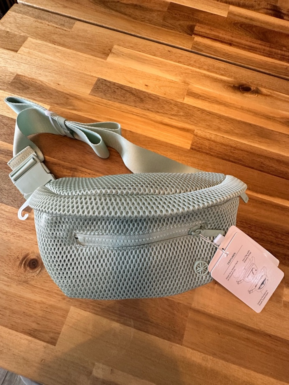 NEW GAIAM Commuter Microfiber Light Mint Green Mesh Waist Pack